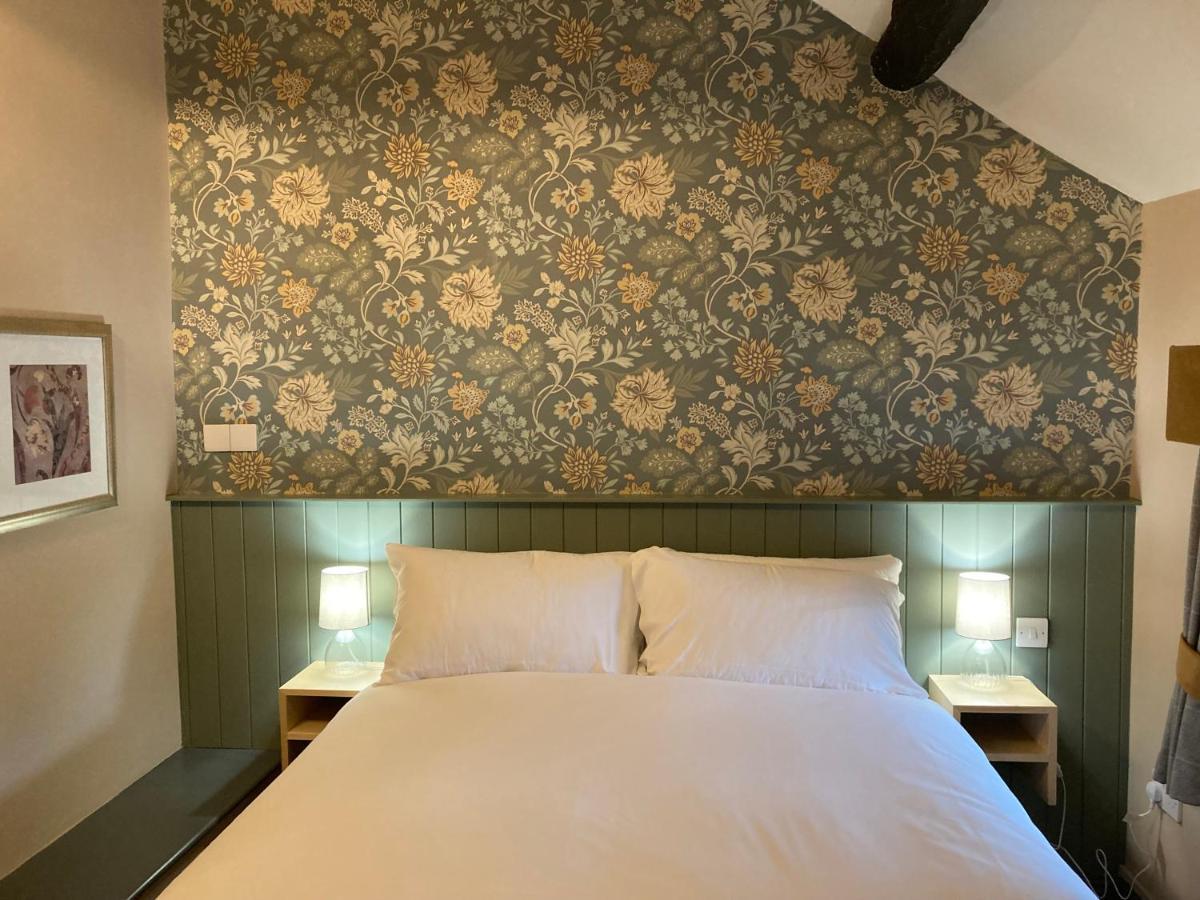Hotel The Cross Scythes à Sheffield Extérieur photo
